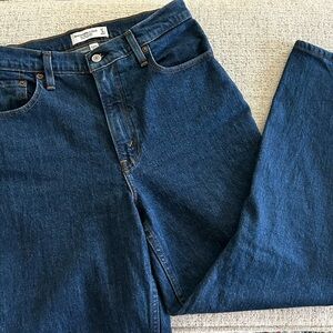 Abercrombie Curve Love Ultra High Rise 90s Straight Jeans